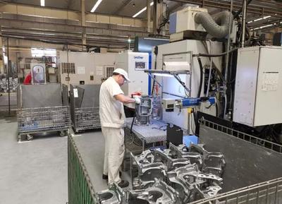 大連亞明:創(chuàng)世界一流壓鑄企業(yè),做最受社會(huì)信賴(lài)公司