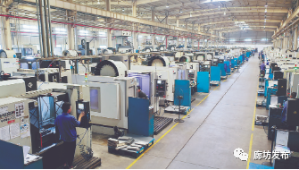 圖為京南·固安高新區(qū)新興園河北航天振邦精密機(jī)械數(shù)控加工車間。陳童 攝